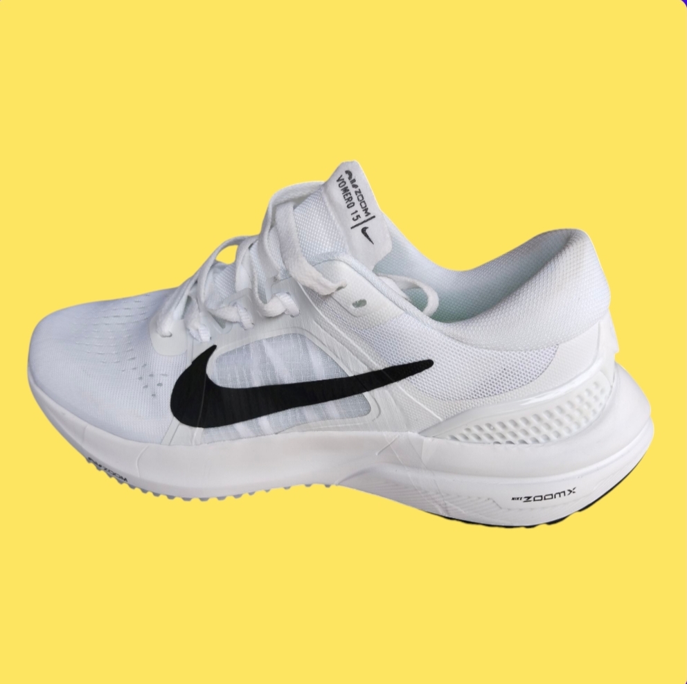 Sport shoes